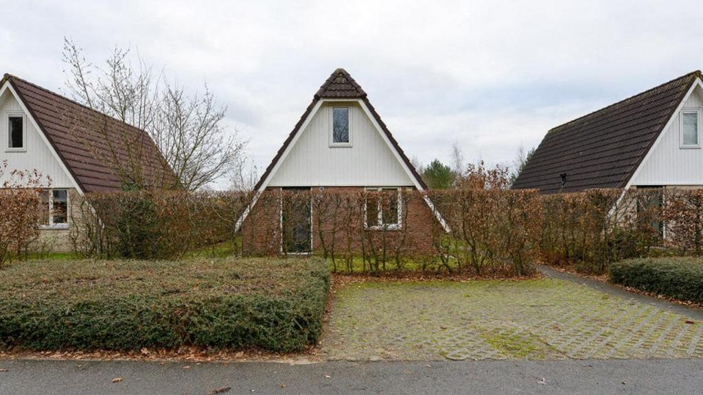 Vrijstaande woning te Vlagtwedde Villa Buitenkant foto